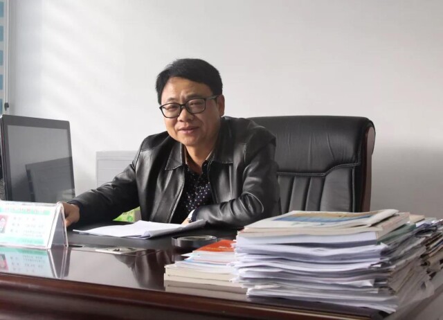 桂东县教育局党组书记,局长 李剑