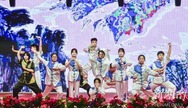 燃青春激情  亮青春风采