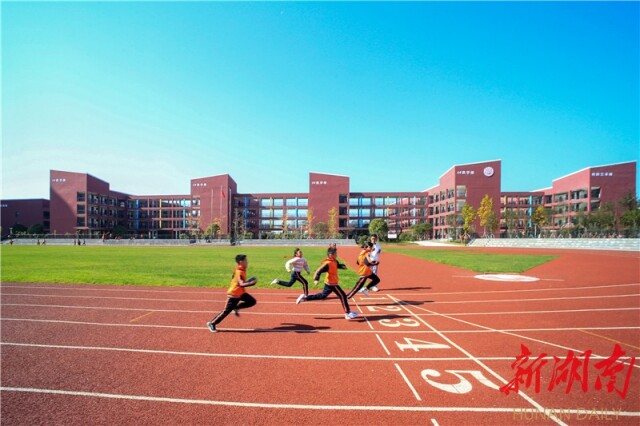 长沙援建的芙蓉学校