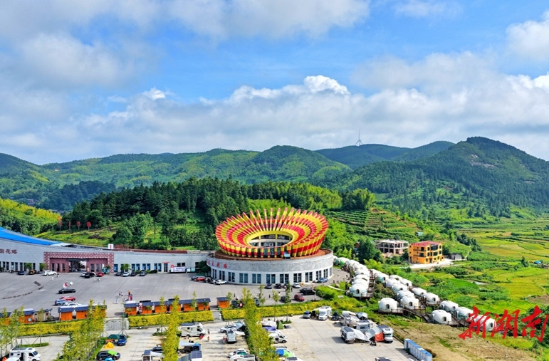 清凉秘境引客来 消夏避暑正当时