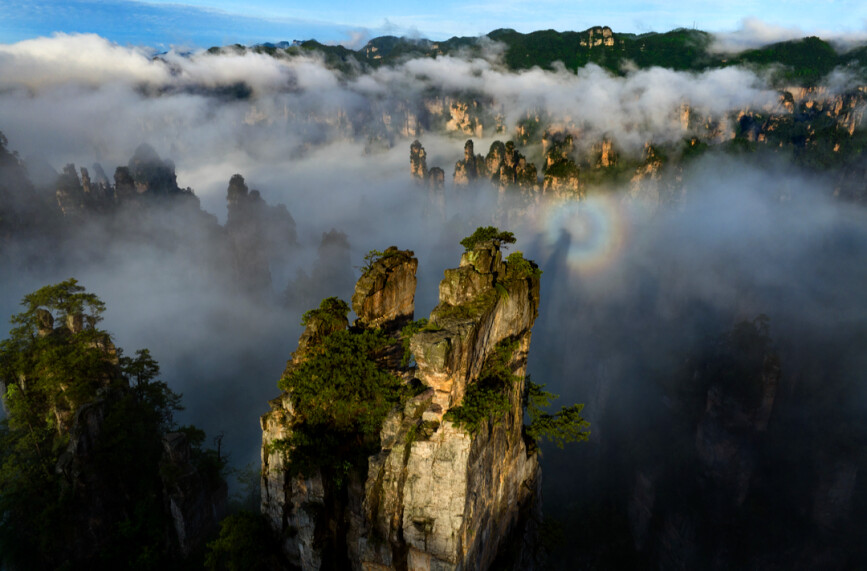 云端光影故事汇——我与航拍武陵源的视觉记忆