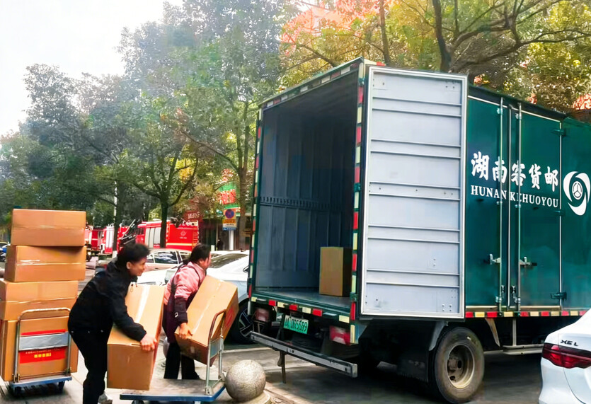 会同：175 封学生手书寄边关 马年祝福暖军营