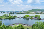 湖光山色春光美