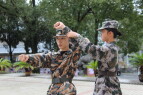 青春正步走｜吉首大学马克思主义学院新生军体拳排侧记
