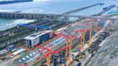湘江长沙综合枢纽三线船闸建设正酣