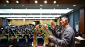 非遗纸影进校园 青春无毒向未来