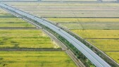 粮丰景美 路畅业兴