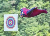 第十二届翼装飞行世锦赛在张家界收官