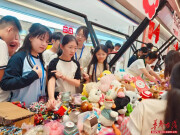 郴州市涌泉小学开展“小红花开·阅读梦来”公益义卖活动