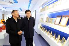 不在办公室？新春第一天，岳麓区委书记去哪了