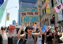 “气候罢工”当选柯林斯词典2019年度词汇