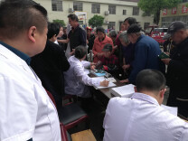 3位视网膜色素变性患者重见光明