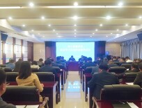 省工商联系统传达学习全国两会精神