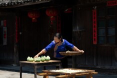 “舌尖上的艺术品”——雕花蜜饯