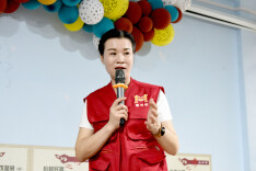 “爱心妈妈”为“慢天使”插上翅膀