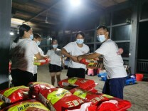 小城大爱 暖流在“盒饭”里涌动