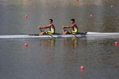 赛艇队员张亮：孤独航道上留下一道光