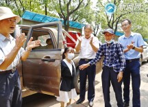 湖南科技大学暖心迎接“袖珍女孩”肖盼到“家”