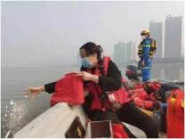 入江为安，长沙社工帮助逝者梦圆湘江