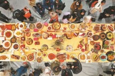 一碗辣椒炒肉，“炒”出千亿产业