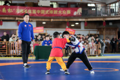 展力量之美   我省中国式摔跤大众赛迎来首秀