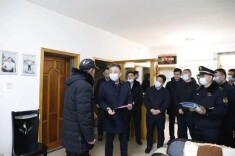 岳麓区开展“拜大年 保平安”活动，周凡、蔡锋分别带队实施“敲门行动”