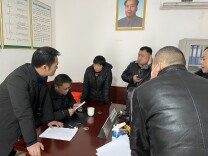 韶山市税务局下乡入户督导城乡居民医保征缴工作