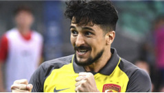 足球的生与死，或许与钱无关