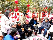 传承雷锋精神：泸溪县武溪二小开展“学雷锋、树新风”主题党日活动