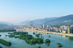 双牌县十三届人大常委会第4次会议召开