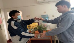 长沙民政职院艺术学院开展“守护健康 让绿常在”志愿服务活动