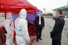 刘杰“四不两直”到乡镇检查指导疫情防控、乡村振兴等工作