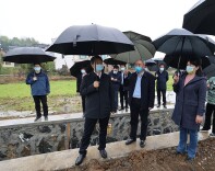 曾超群来涟调研