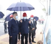 周凡调研观沙岭城市更新片区项目指挥部工作