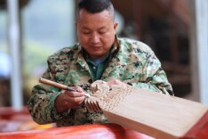 侗乡巧匠传“非遗”