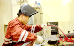 鸣锣开赛！湖南省第一届职业技能大赛娄底赛区选拔赛“开战”