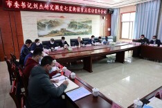 刘杰到七星街镇调度重点信访案件办理情况