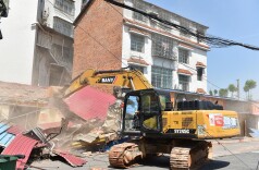 铁腕整治！“五一”不停歇，拆违再发力