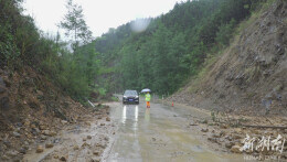 双牌：清理塌方90余处 确保道路安全通畅