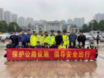 娄星区：多措并举开展路政宣传活动