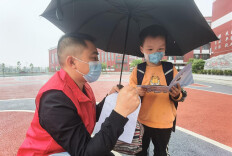 万宝镇：法治宣传进校园 普法教育护成长