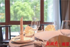 品山·臻品湘菜：静水流深，烹出精致优雅