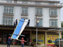 金开街道开展国道沿线拆违治乱行动