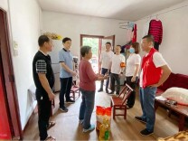 我是党员我先行 岳州运输献爱心