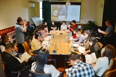 娄星区作协读书会举办专题研讨活动