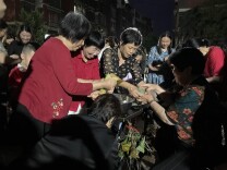 共享浓情端午佳节˙共建“五无两创”小区