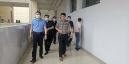 邓伟谋到考点开展“三考”考前督查