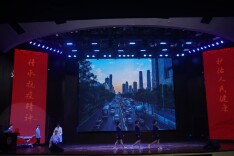 长沙民政职院医学院上演抗疫舞台剧《平凡之路》