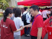 鹏北海，凤朝阳，岳阳全民为高考学子护航