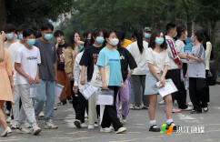 高考开幕 洪江市1428名考生赴考